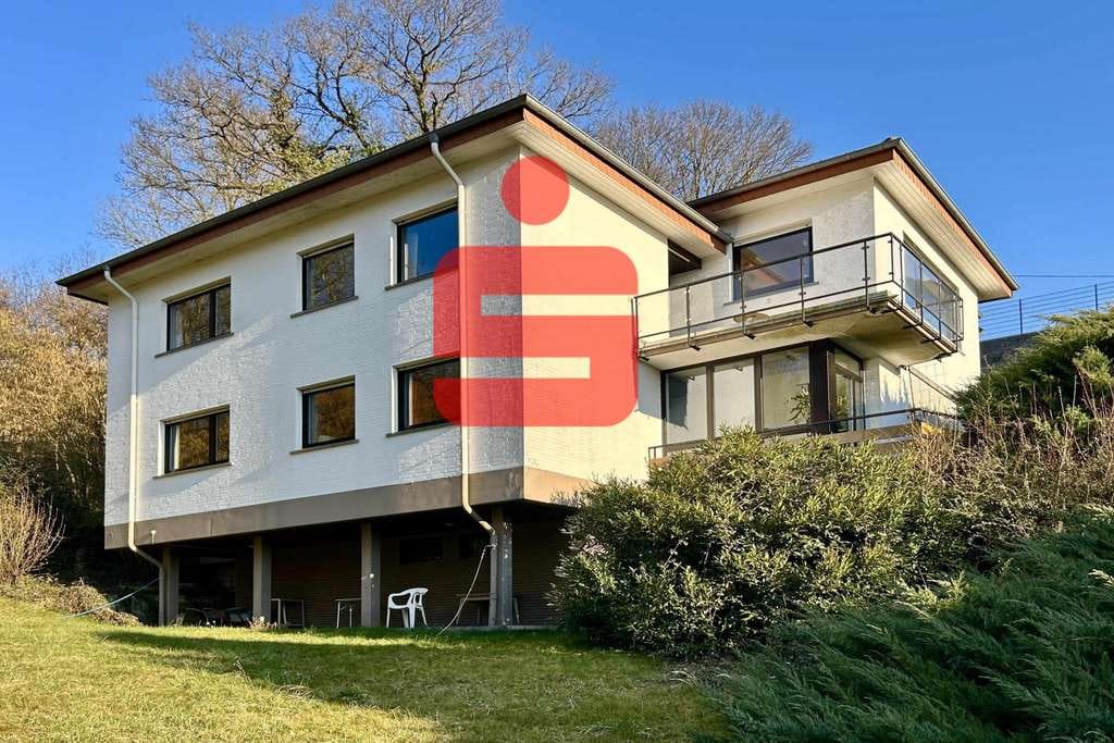 Immobilie in Stromberg - Zeitloser Wohntraum mit großem Grundstück  - Bild 0