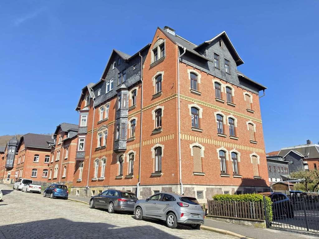 Immobilie in Sonneberg - Investment mit Steigerungspotential - Charmantes Backsteinhaus mit 4 Wohneinheiten in Innenstadtlage - Bild 0