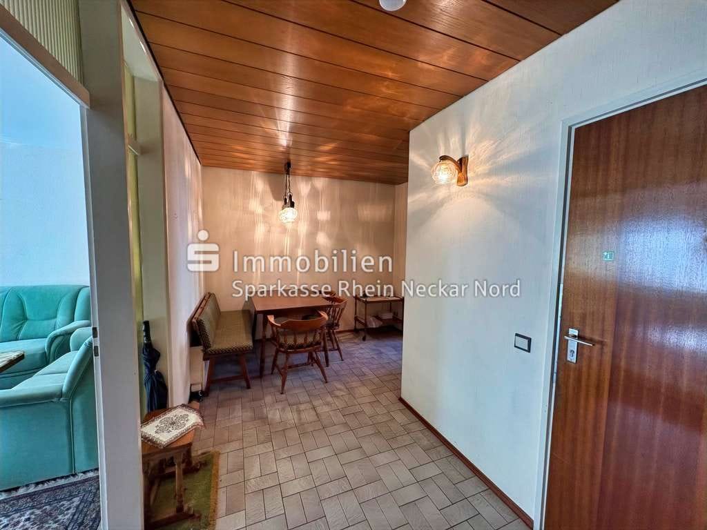 Immobilie in Mannheim - Doppelhaushälfte mit zwei Wohnebenen, Garage und Entwicklungspotenzial - Bild 3