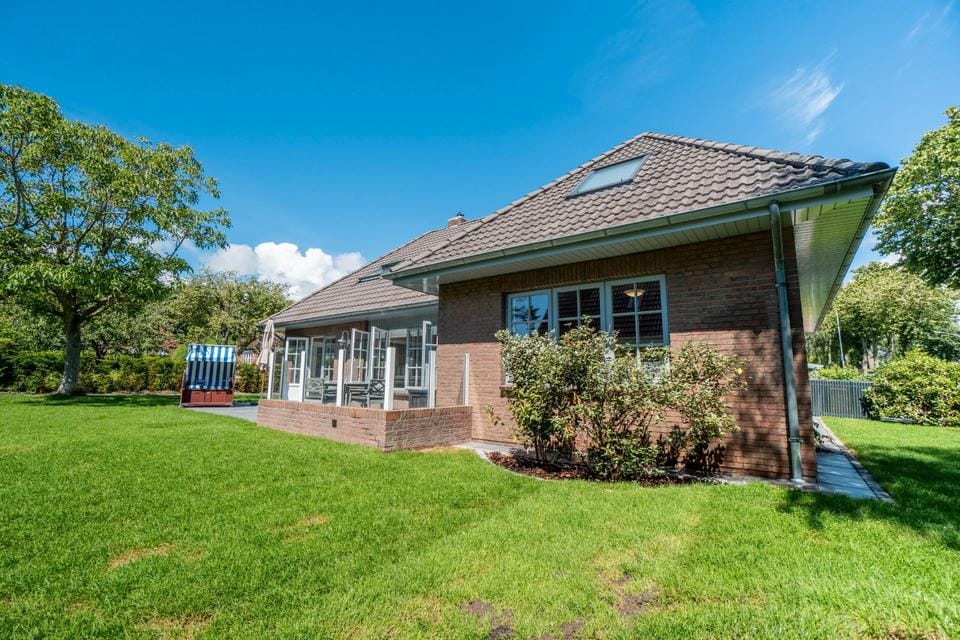 Immobilie in Alkersum - Top saniertes Einfamilienhaus mit Einliegerwohnung am Südstrand - Bild 0