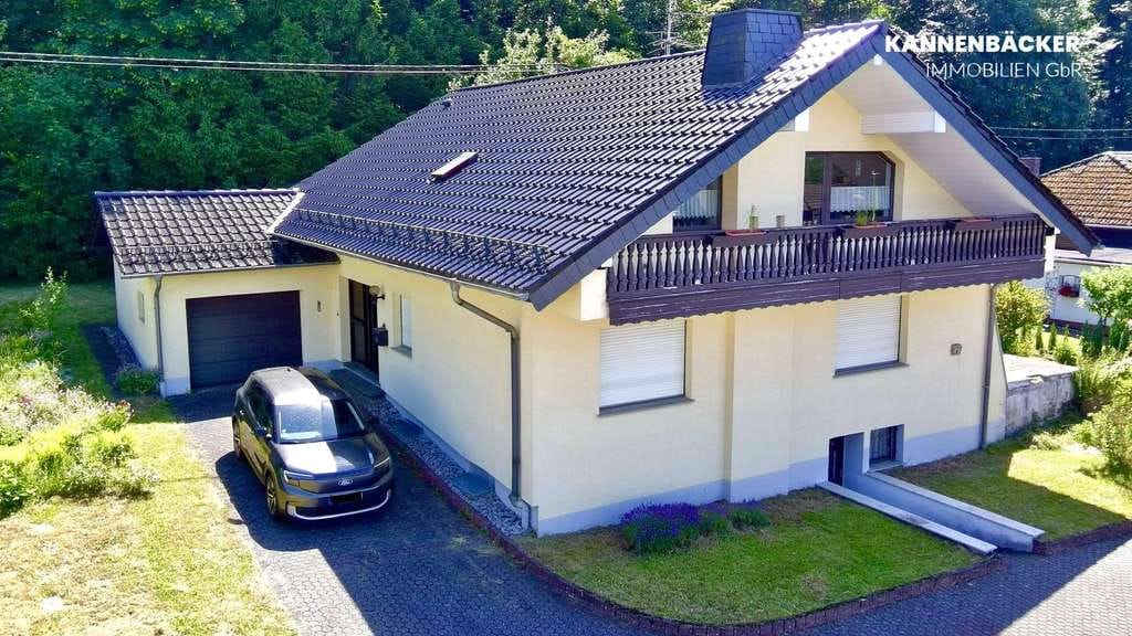 Immobilie in Bölsberg - Großzügiges Einfamilienhaus auf 908 m² Grundstück – sofort bezugsfrei - Bild 0