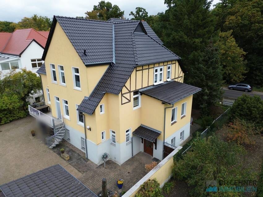 Immobilie in Seehausen - Einziehen und wohlfühlen! Exklusive Jugendstilvilla in Park- und Waldbadnähe! - Bild 3