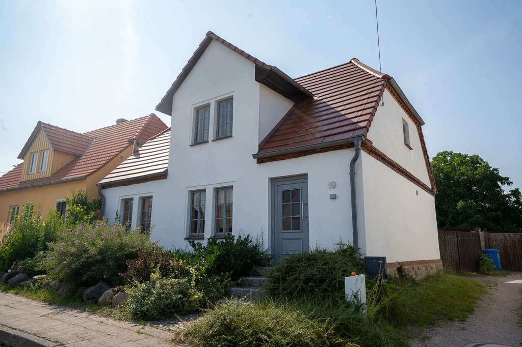Immobilie in Gülzow-Prüzen - Ein Zuhause mit Geschichte, Charme und einem traumhaften Naturgrundstück. - Bild 1