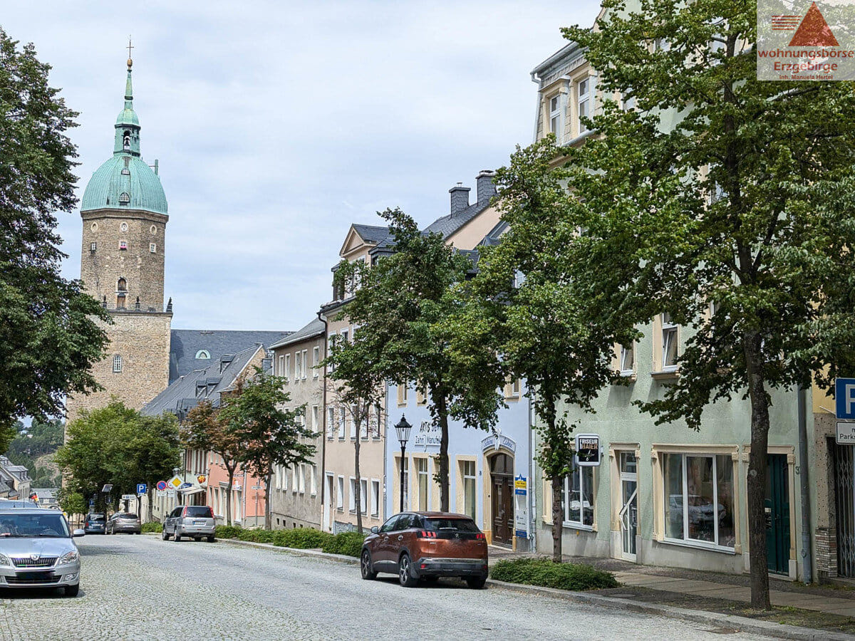 Immobilie in Annaberg-Buchholz - Wohn- und Geschäftshaus zentral in Annaberg! Gestalten und Nutzen Sie die freie Gewerbefläche!! - Bild 0