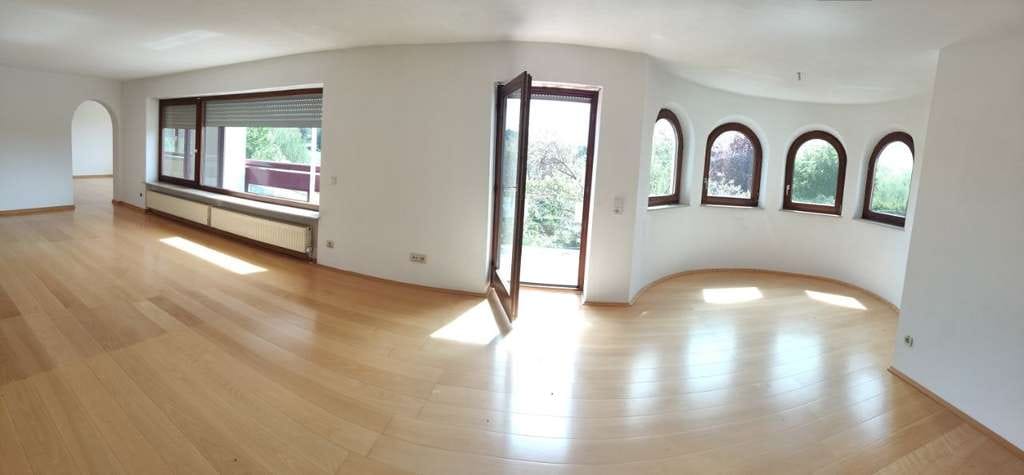 Immobilie in Dietingen - Einfamilienhaus mit Turmzimmer, Wintergarten und  Einliegerwohnung mit getrenntem Eingang. - Bild 4