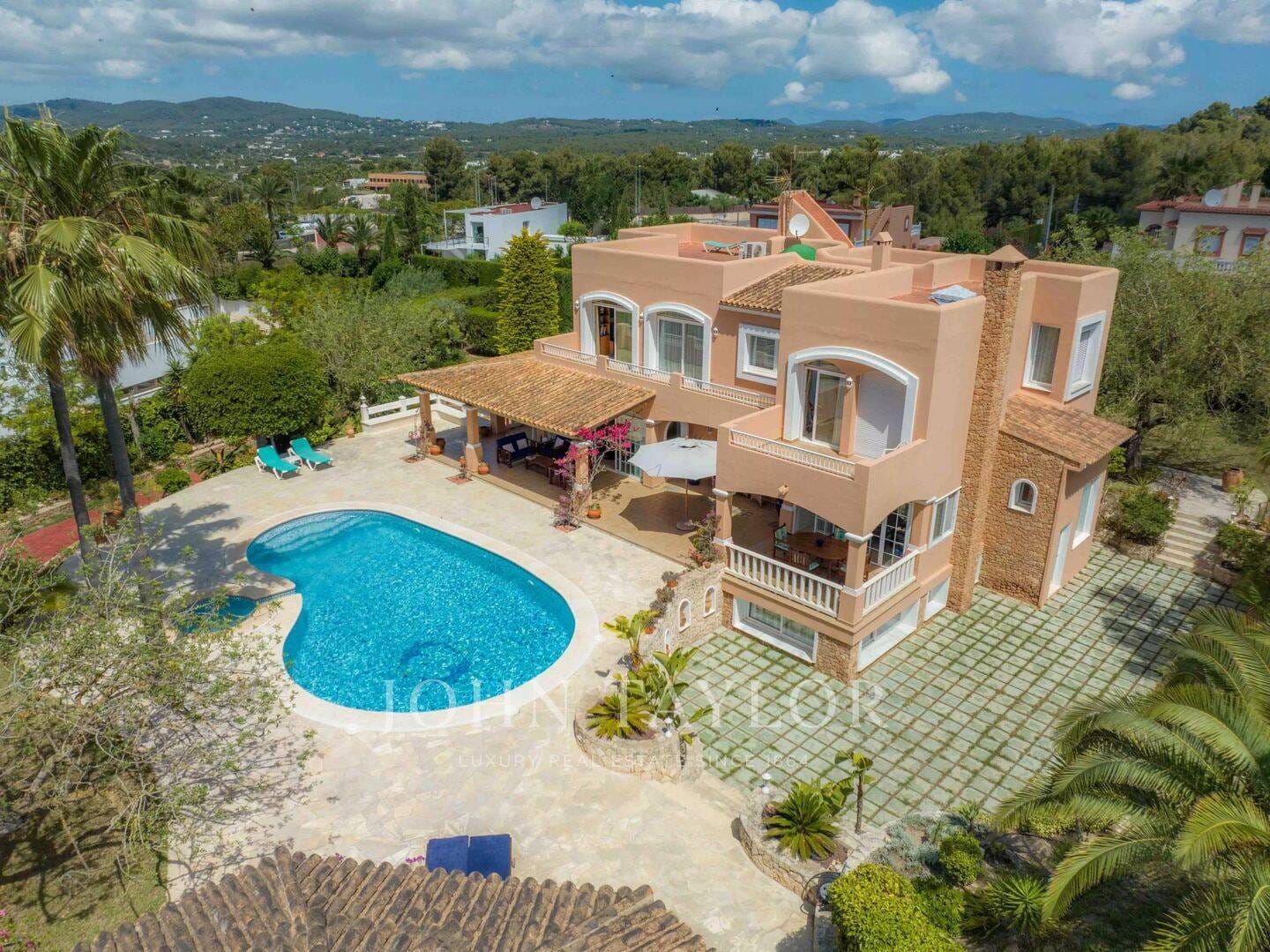 Immobilie in Triptis - Charmante Familienvilla in Jesús, Ibiza - Bild 0