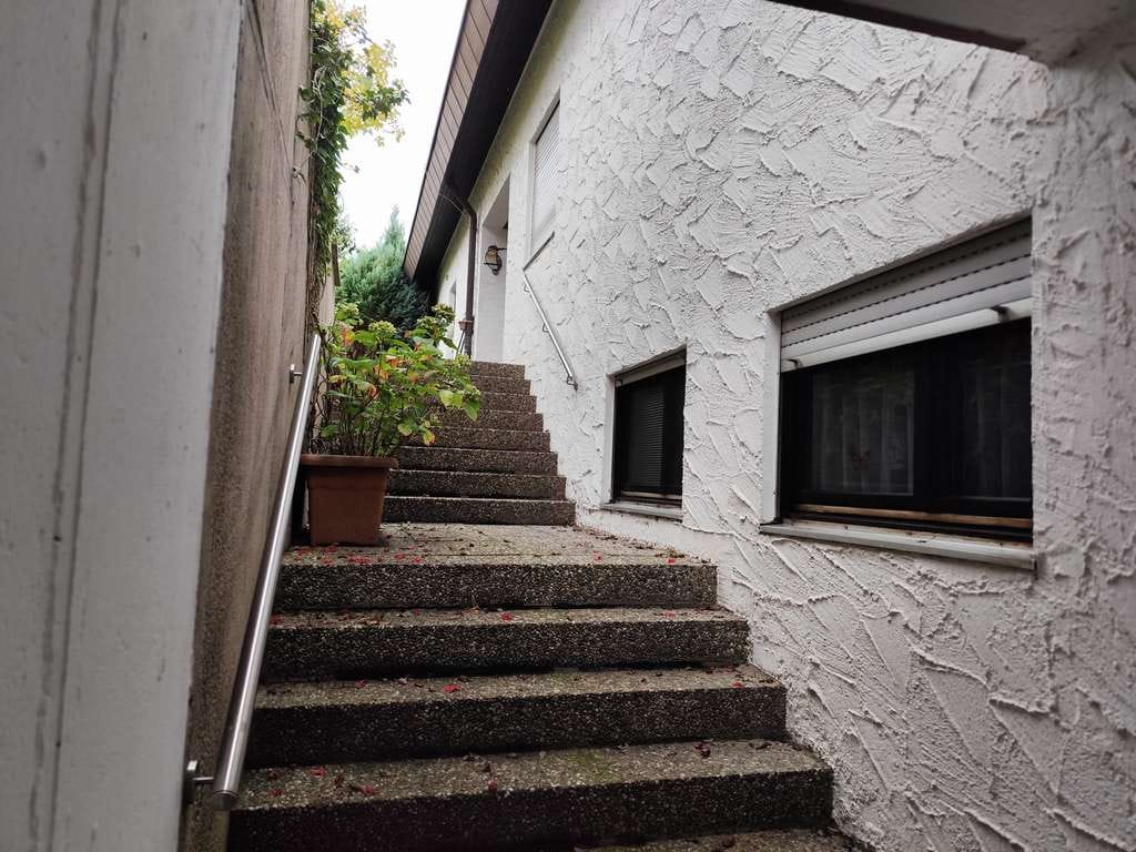 Immobilie in Simmozheim - Traumhaus mit  viel Platz in bester Aussichtslage - Bild 3