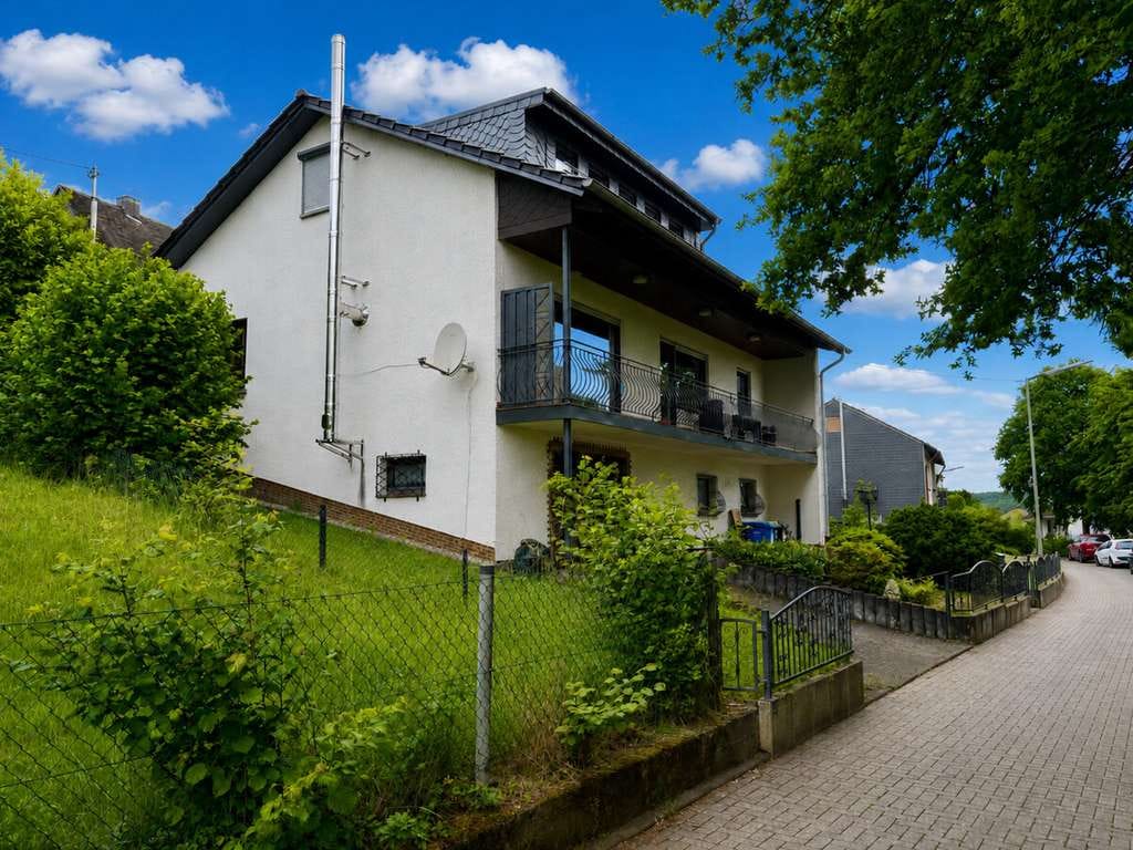 Immobilie in Betzdorf - **Gemütliches Einfamilienhaus mit Garten in toller Lage von Betzdorf / Bruche** - Bild 2