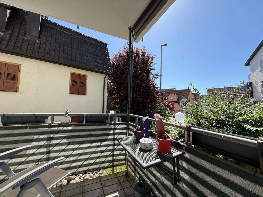 Immobilie in Ebersbach an der Fils - Ebersbach: Bezugsfertiges Apartment mit Sonnenbalkon und PKW-Stellplatz *** - Bild 1