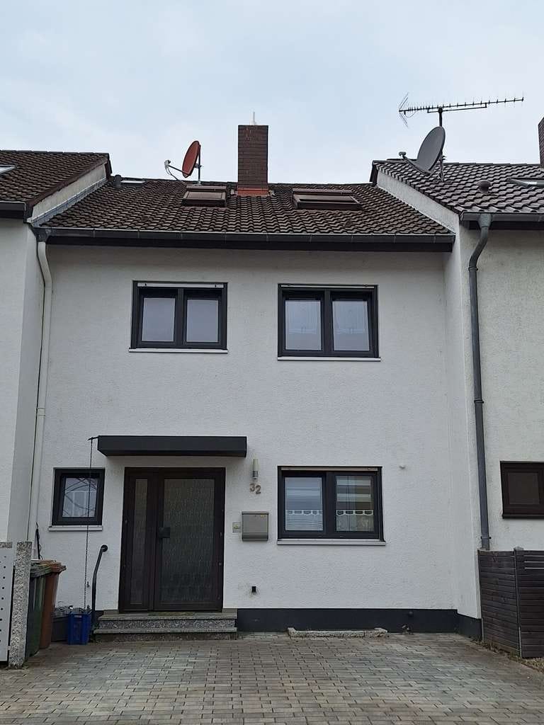 Immobilie in Leimen - Viel Platz für Ihre Familie in diesem Reihenmittelhaus in Leimen - Bild 0