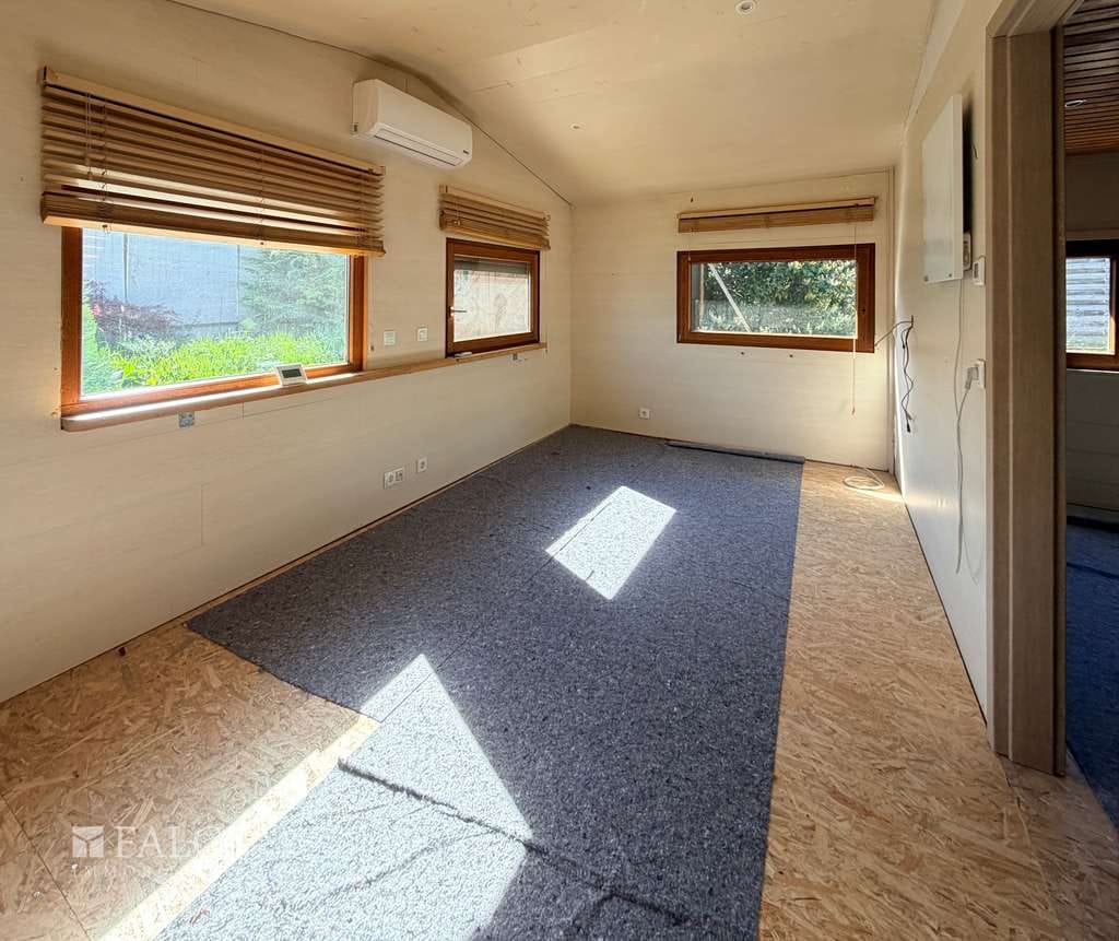 Immobilie in Ruppichteroth - Modernisiertes Wochenendhaus mit uneinsehbarem Grundstück und viel Privatsphäre - Bild 1