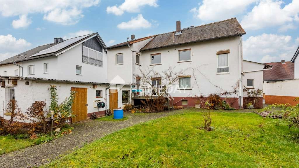Immobilie in Reichelsheim - Ruhig gelegenes, vielseitig nutzbares Wohnhaus mit Garten, Pavillon und Stellplatz in Weckesheim - Bild 1