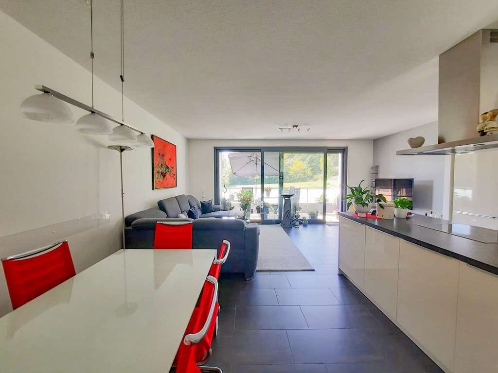 Immobilie in Bad Säckingen - Wohnung mit Nießbrauch: Stilvolle Wohnung mit Balkon, Lift und zwei Tiefgaragenstellplätzen in Ba... - Bild 2
