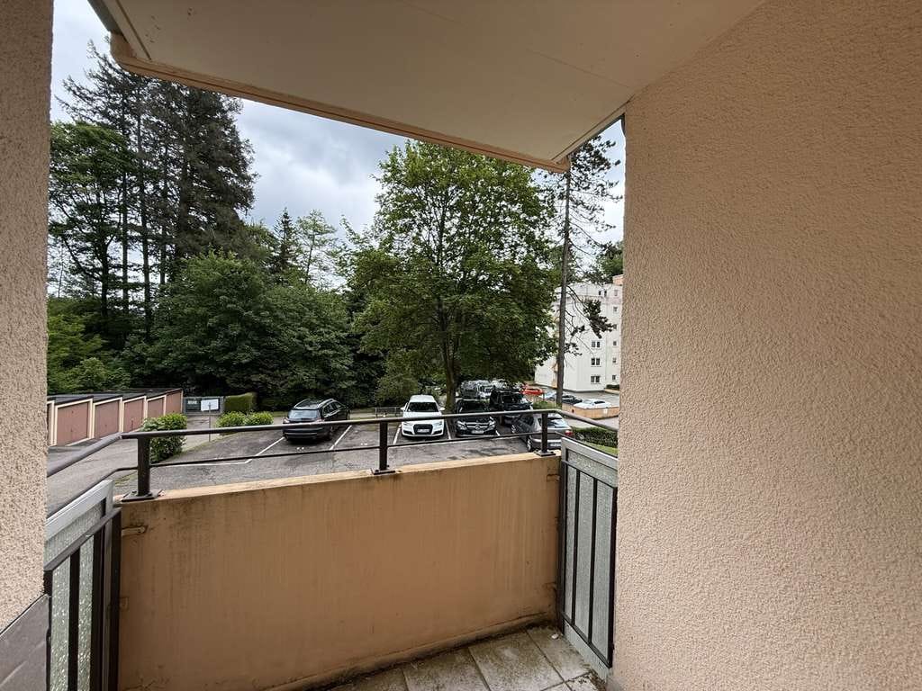 Immobilie in Bad Herrenalb - CHARMANTE WOHNUNG MIT GEPLANTER KERNSANIERUNG, BALKON, STELLPLATZ & AUFZUG! - Bild 2