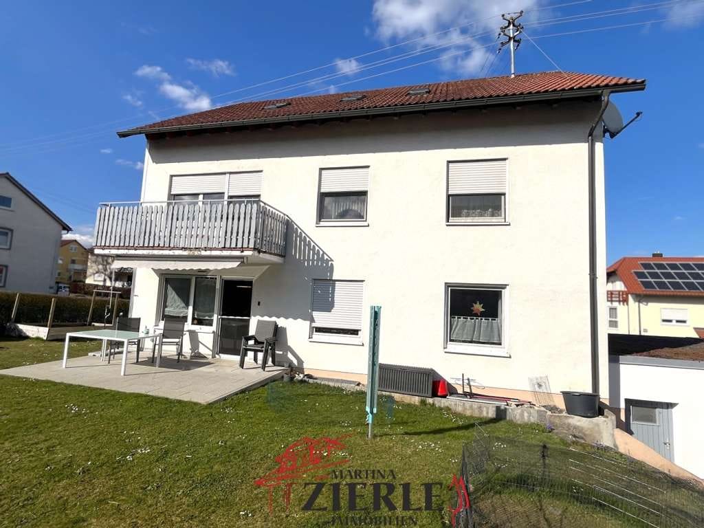 Immobilie in Böhmenkirch - Dreifamilienhaus mit schönem, großem Garten! Eigennutzer und Kapitalanleger aufgepasst! - Bild 0