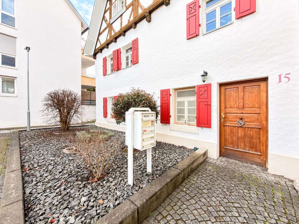 Immobilie in Deizisau - Charmante 4,5-Zimmer-Maisonettewohnung im historischen Fachwerkhaus - Bild 1