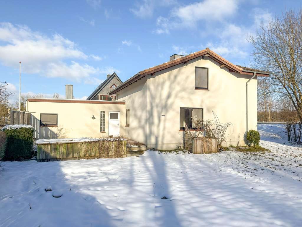 Immobilie in Oeversee - Charmantes Einfamilienhaus mit großem Garten in Oeversee - Bild 1