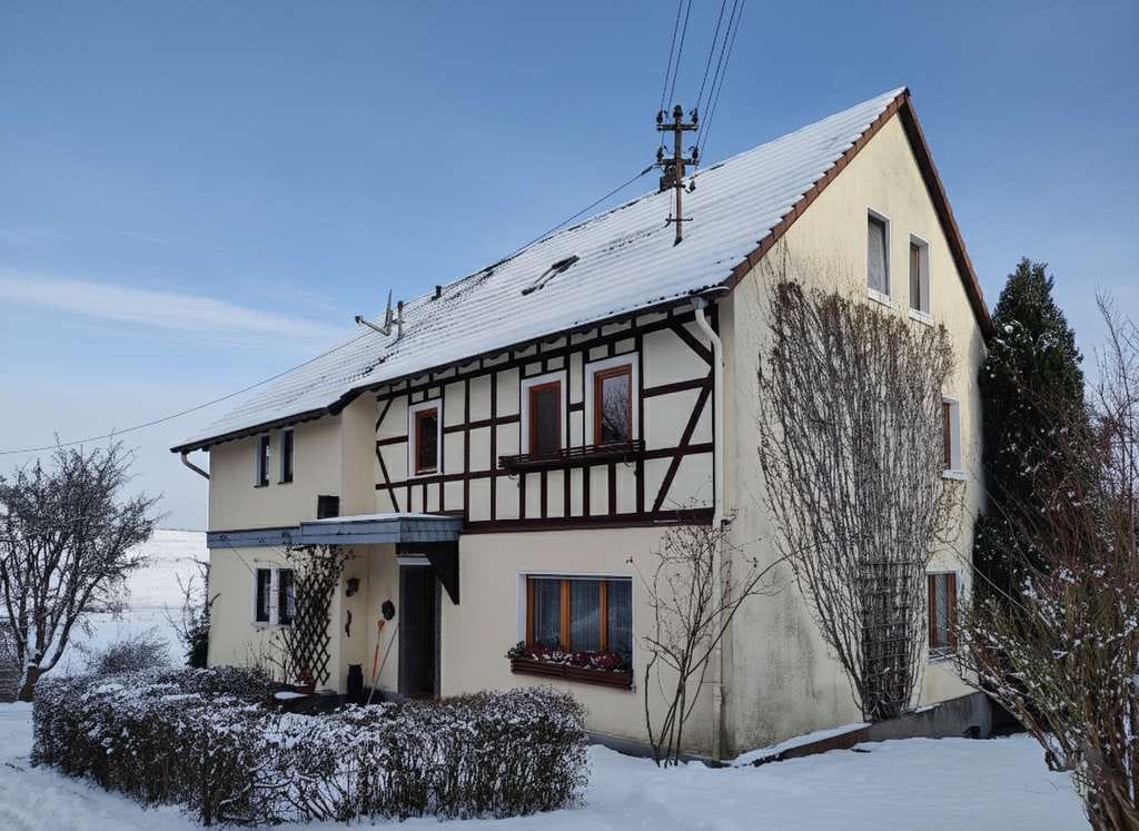 Immobilie in Eichelhardt - Ein-/Zweifamilienhaus mit großem Grundstück in idyllischer Ortsrandlage zwischen Altenkirchen und Ha - Bild 3