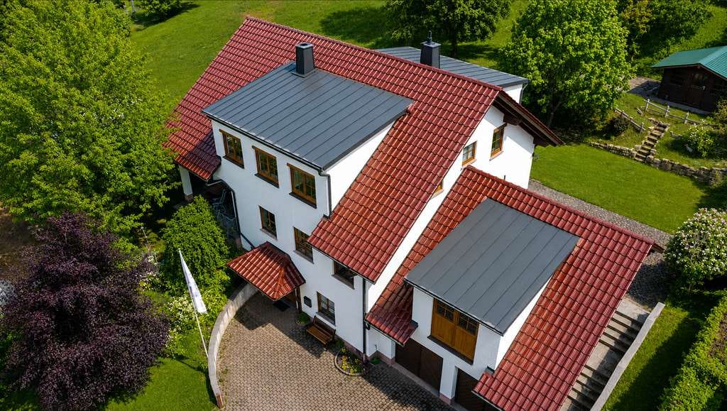 Immobilie in Neuhütten - Gepflegtes Zweifamilienhaus mit viel Platz im Grünen - Bild 0