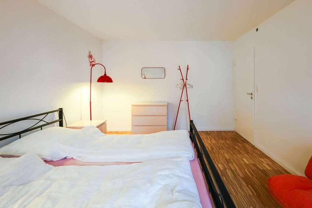 Immobilie in Hohberg - Perfekt für Familien: Helle 4 Zimmer Wohnung mit viel Platz und Balkon! - Bild 1
