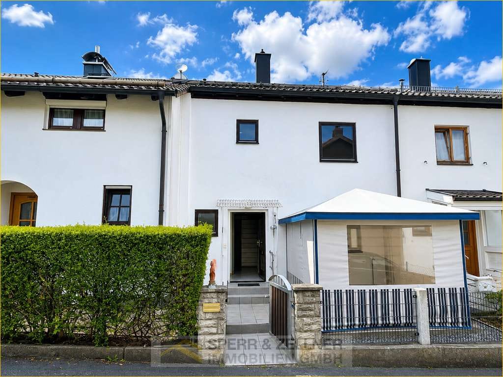 Immobilie in Isen - Isen - RMH in ruhiger Siedlungslage mit kluger Raumaufteilung und schöner Terrasse zu verkaufen - Bild 0