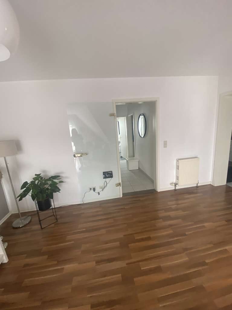Immobilie in Rüdesheim - Moderne 2-Zimmer-Wohnung mit 2 Balkonen & Stellplatz in ruhiger Lage - Bild 2