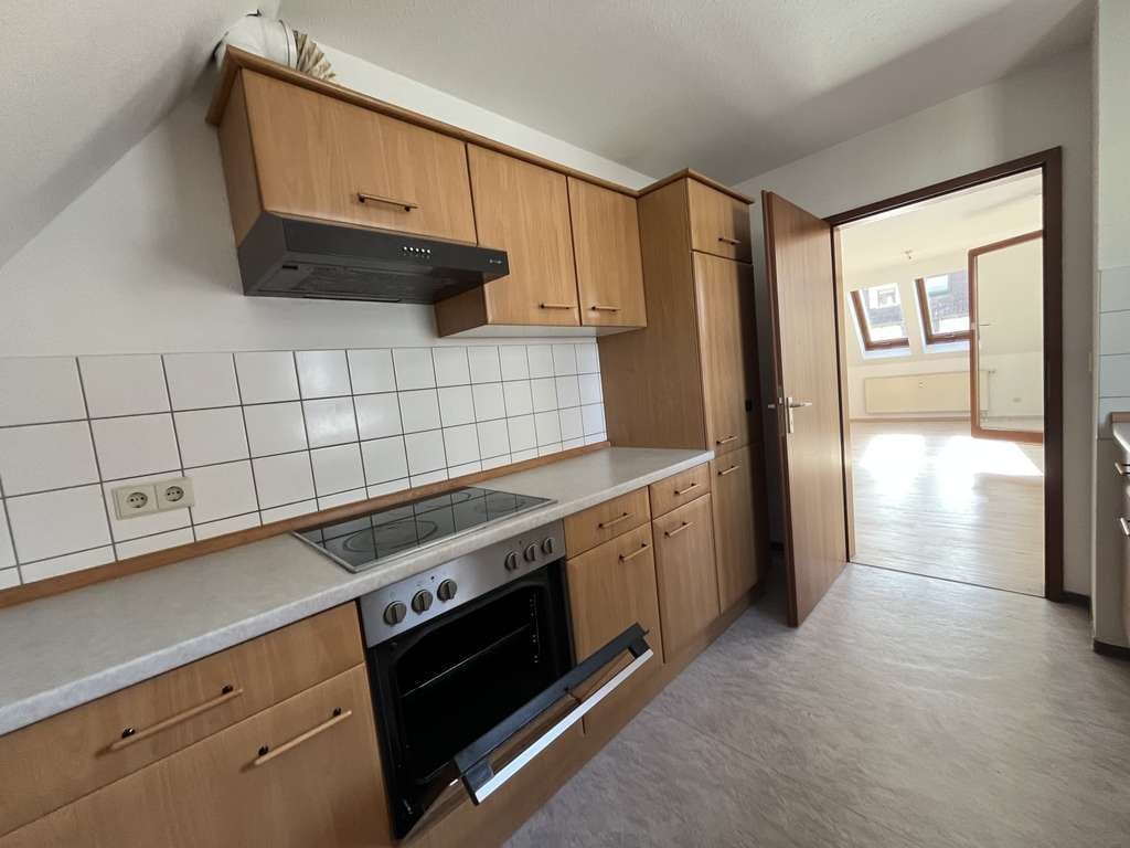 Immobilie in Gärtringen - Gärtringen: Zentrale 2,5 ZW mit Balkon und Stellplatz - Bild 1
