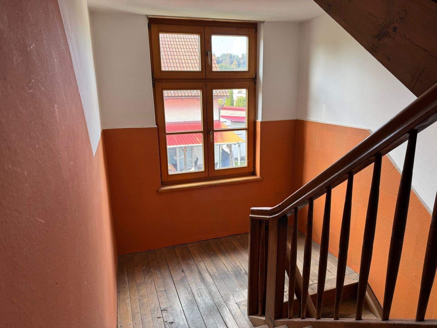 Immobilie in Trostberg - 6-FAMILIENHAUS * EIN HANDWERKERSCHNÄPPCHEN - Bild 1