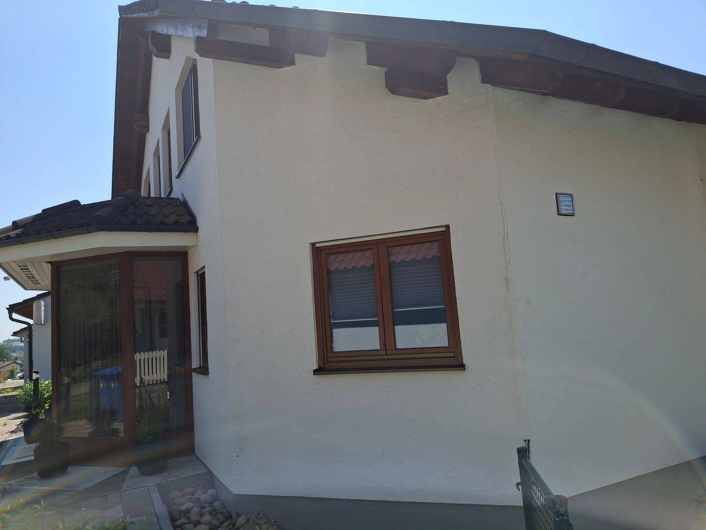 Immobilie in Brigachtal - Herrliche 3-Zimmer Dachgeschoss Wohnung mit Garage - Bild 2