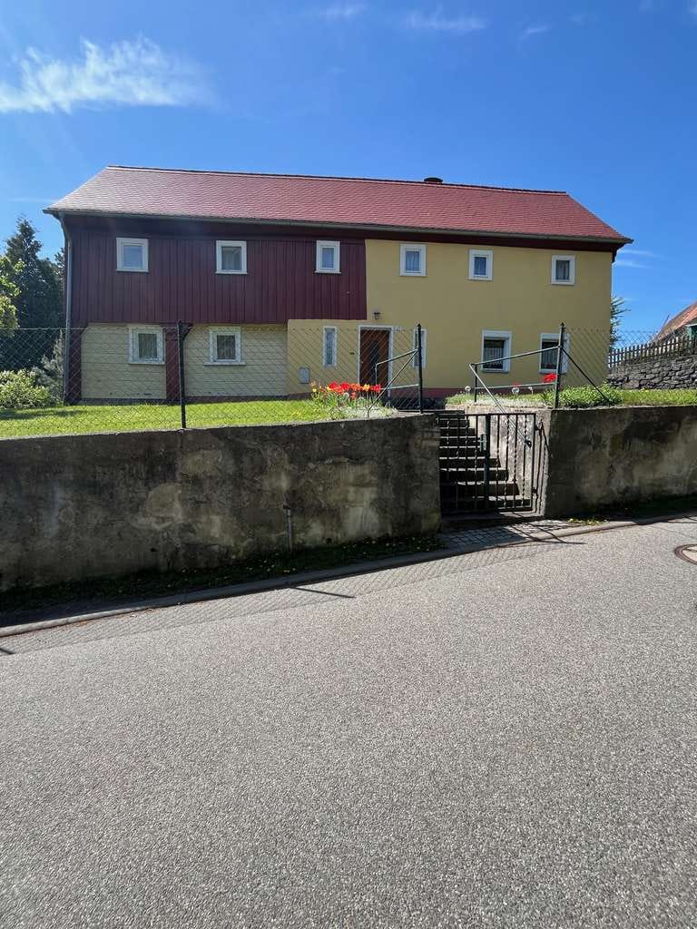 Immobilie in Zittau - Gemütliches Fachwerkhaus mit kleiner Hofscheune - Bild 0