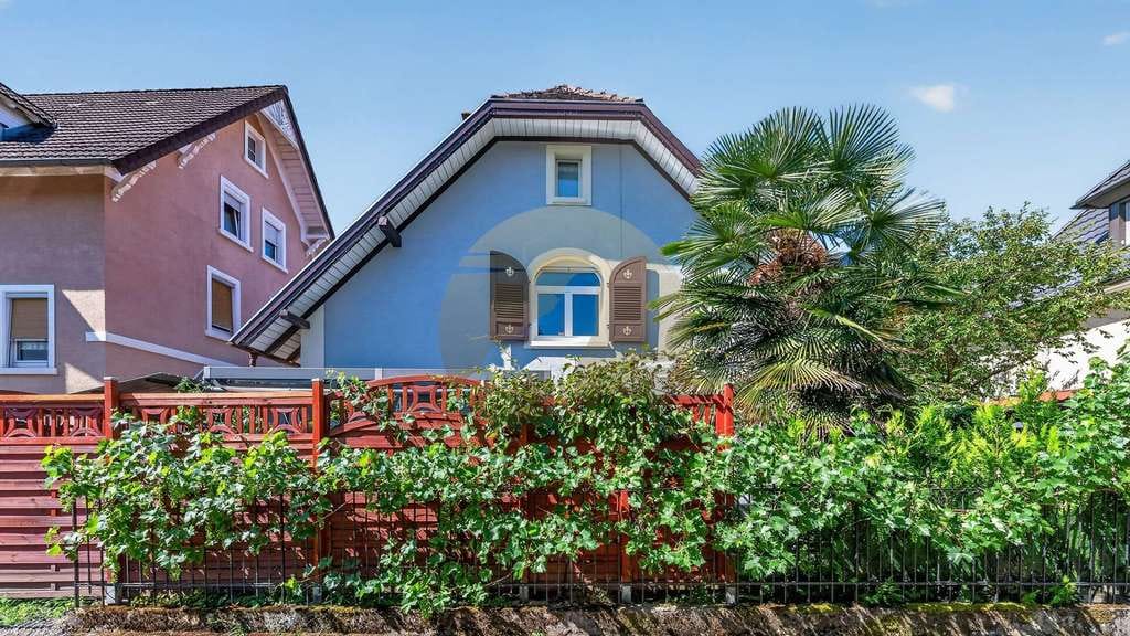 Immobilie in Achern - Wohnen mit Charakter – sofort bezugsbereite Maisonettewohnung im Herzen von Achern - Bild 0