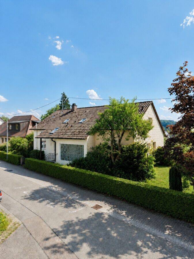 Immobilie in Illingen - Sonnenschein. Freistehendes Einfamilienhaus in Illingen mit viel Licht und Platz! - Bild 1