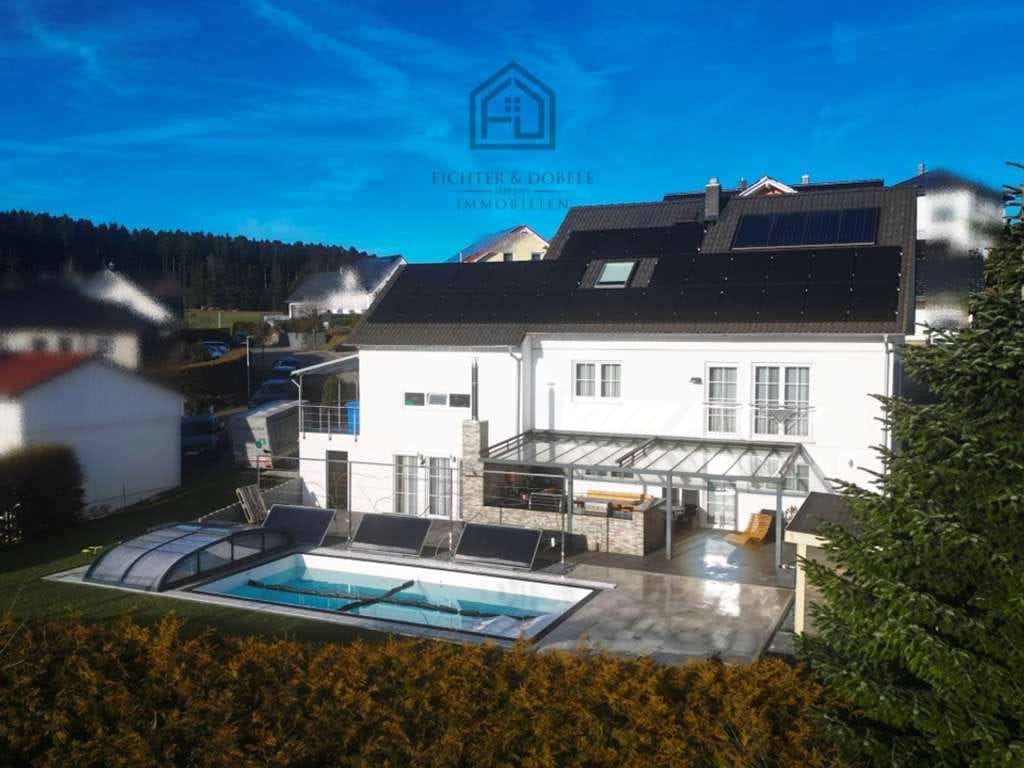 Immobilie in Gunningen - F&D | Großzügiges Einfamilienhaus mit Pool in ruhiger Wohnlage - Bild 0