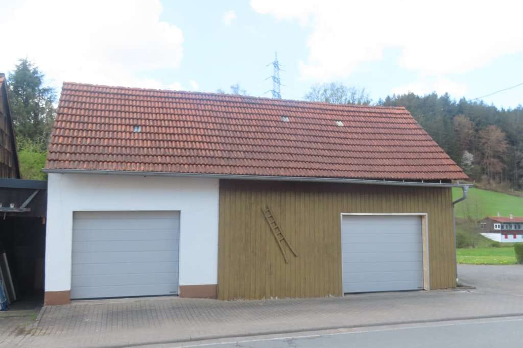 Immobilie in Mossautal - Geräumiges 1-2 Familienhaus mit Scheune und vielen Freiflächen - Bild 4