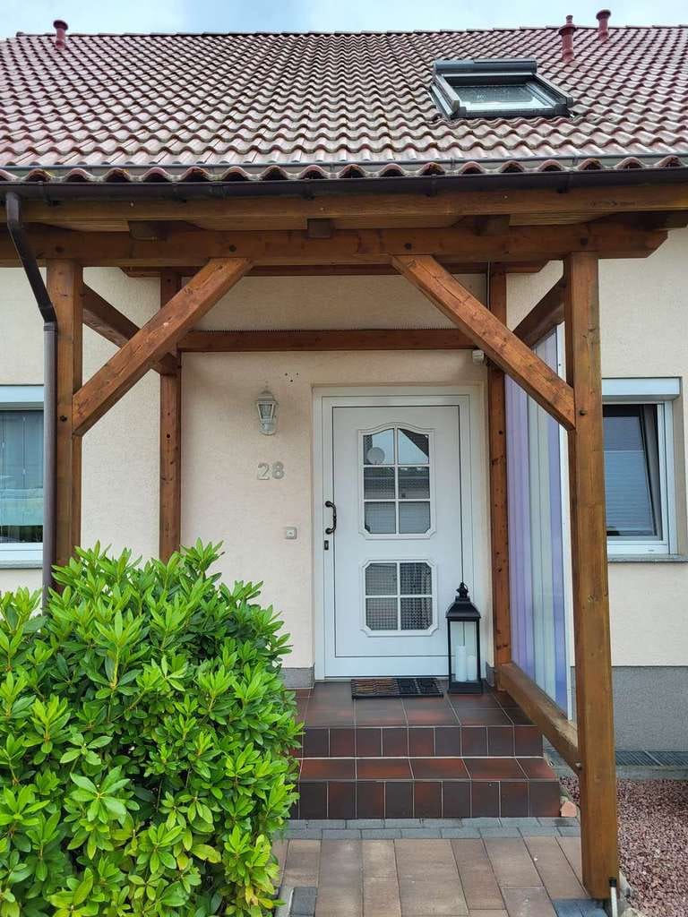 Immobilie in Schlaubetal - Ihr sehr gepflegtes neues Zuhause mit Wintergarten & Kamin in Fünfeichen - Bild 3