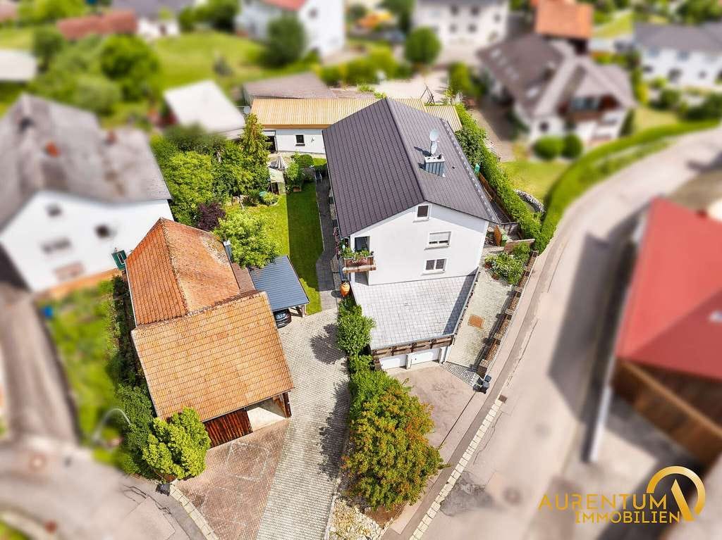 Immobilie in Schwandorf - Großzügiges Immobilienensemble in Schwandorf – Wohnen, Vermieten & Arbeiten auf einem Grundstück - Bild 0