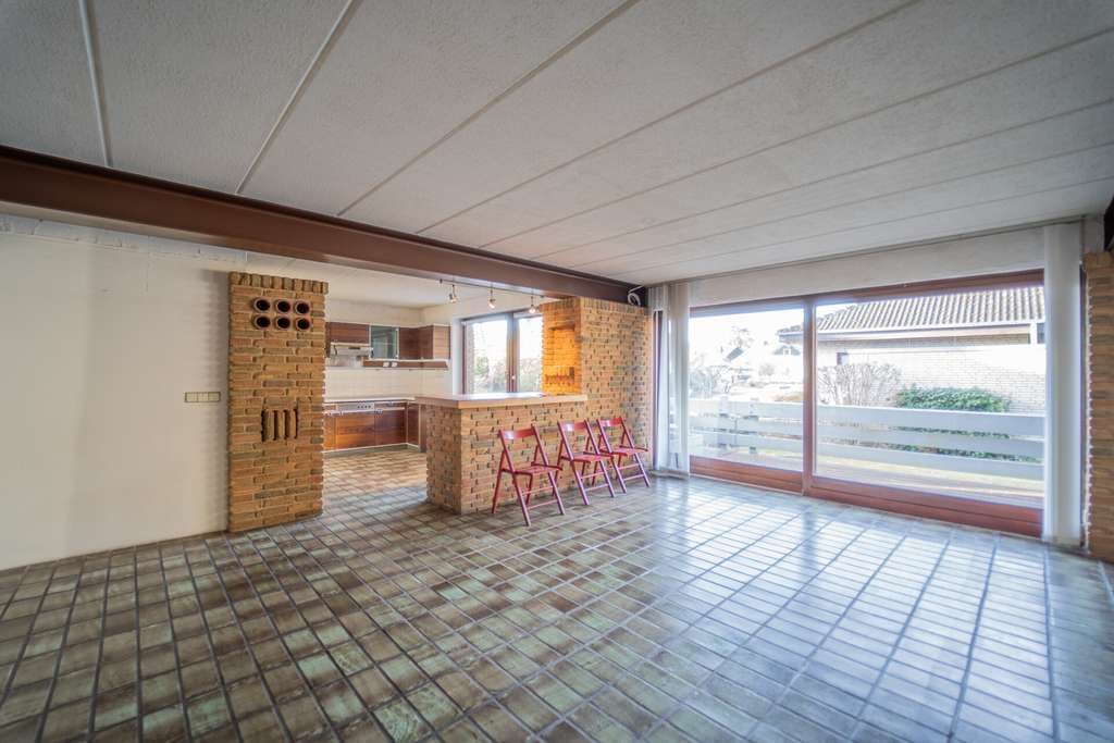 Immobilie in Ratekau - Großzügiges Architektenhaus direkt am Waldrand in ruhiger Lage! - Bild 2
