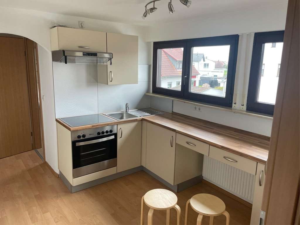 Immobilie in Crailsheim - Ein-/Zweifamilienhaus mit Einzelgarage in zentraler Lage von Crailsheim zu verkaufen - Bild 4