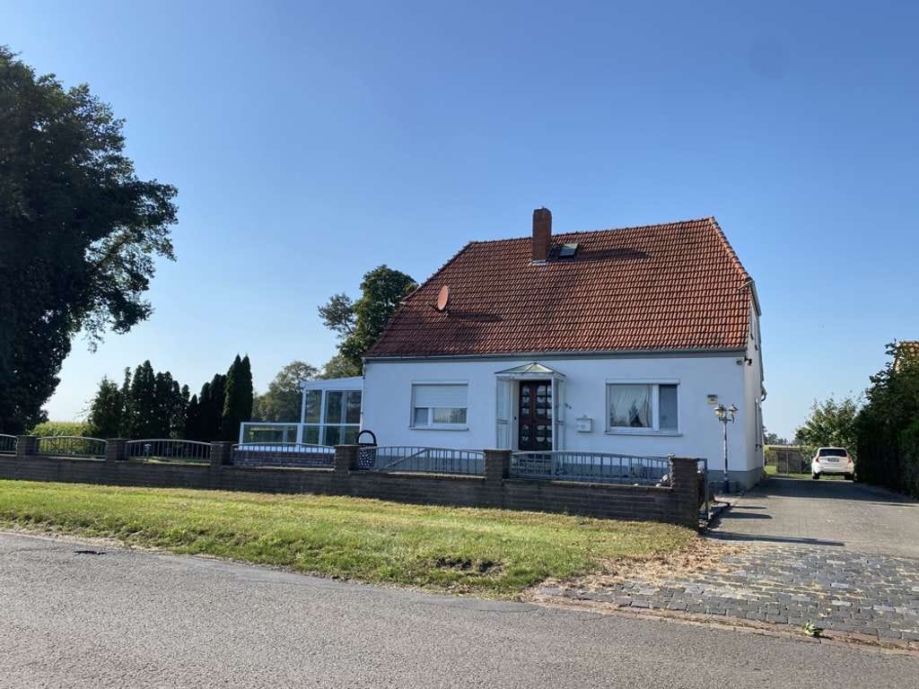 Immobilie in Grasberg - Handwerker aufgepasst: Geräumiges Einfamilienhaus im Grünen - Bild 1