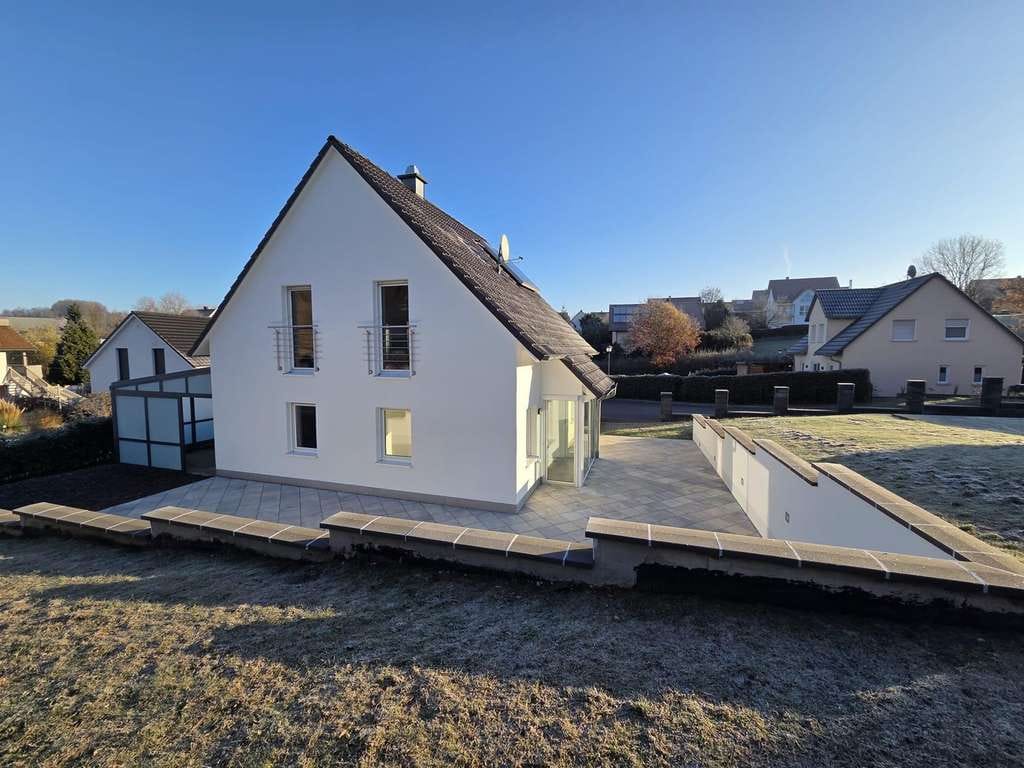 Immobilie in Gerach - 🏡 Stilvolles Einfamilienhaus in Bestlage - modern, ruhig, sofort bezugsfrei - Bild 4