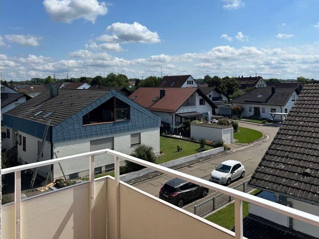 Immobilie in Illerrieden - Charmante Dachgeschoßwohnung mit gelungenem Grundriss - Bild 0