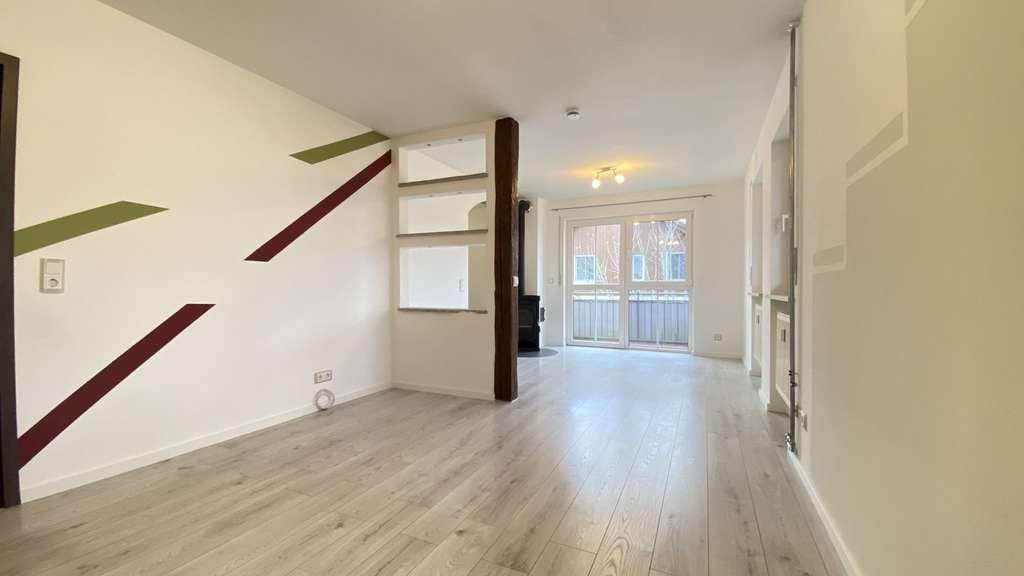 Immobilie in Pforzen - Gepflegte und Lichtdurchflutete 3,5 Zimmer Maisonettewohnung mit Wohlfühlatmosphäre in Pforzen - Bild 1
