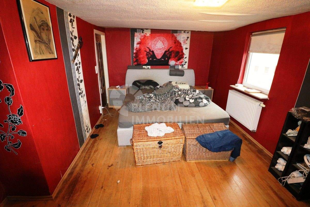 Immobilie in Langenbrettach - Einfamilienhaus mit großer Scheune in Langenbeutingen - Bild 0