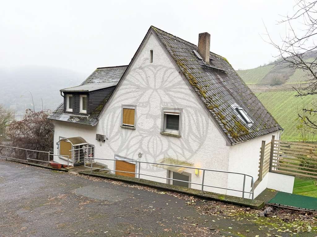 Immobilie in Rüdesheim am Rhein - Traumhafter Blick! Zwei Häuser zum Preis von einem in bester Lage von Rüdesheim-Assmannshausen! - Bild 0