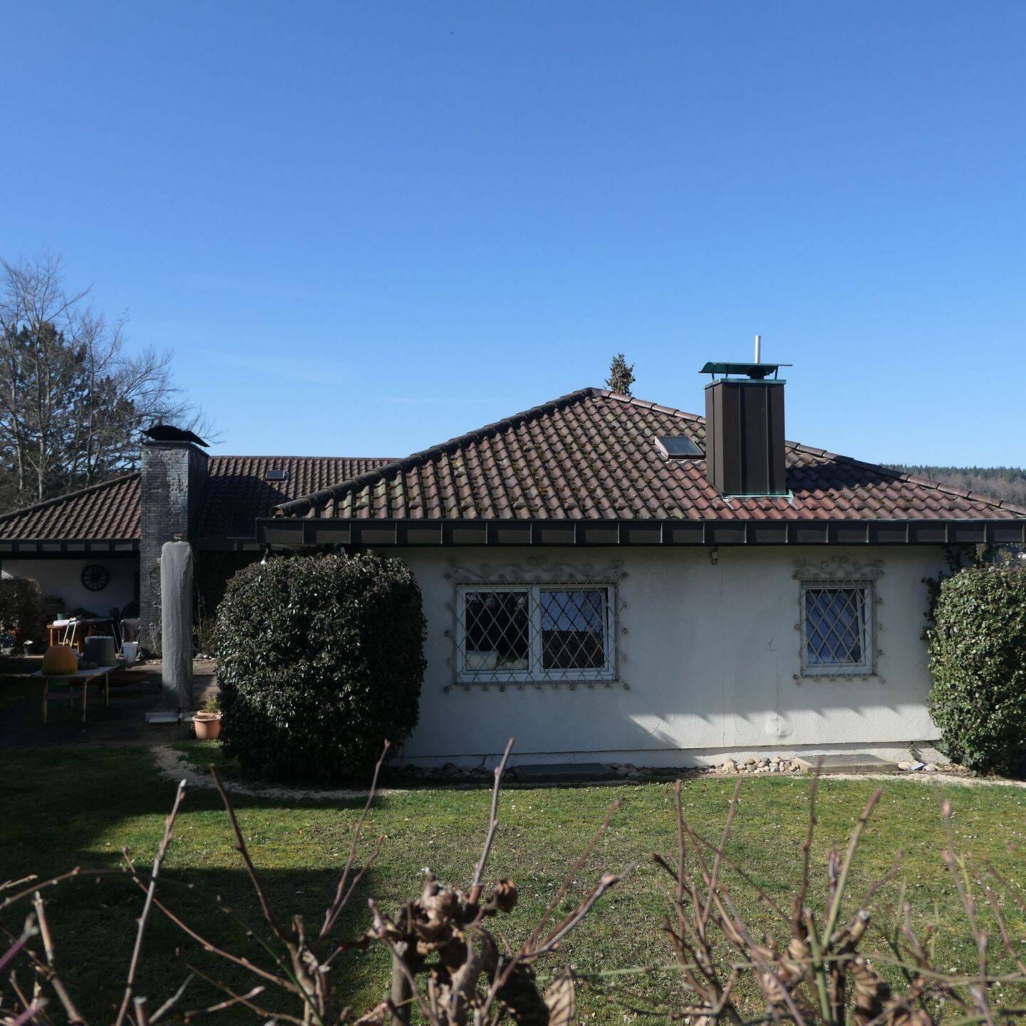 Immobilie in Nagold - +++ Großzügiges Wohnen auf ca. 350 m² in einer exklusiven Villa +++ - Bild 3