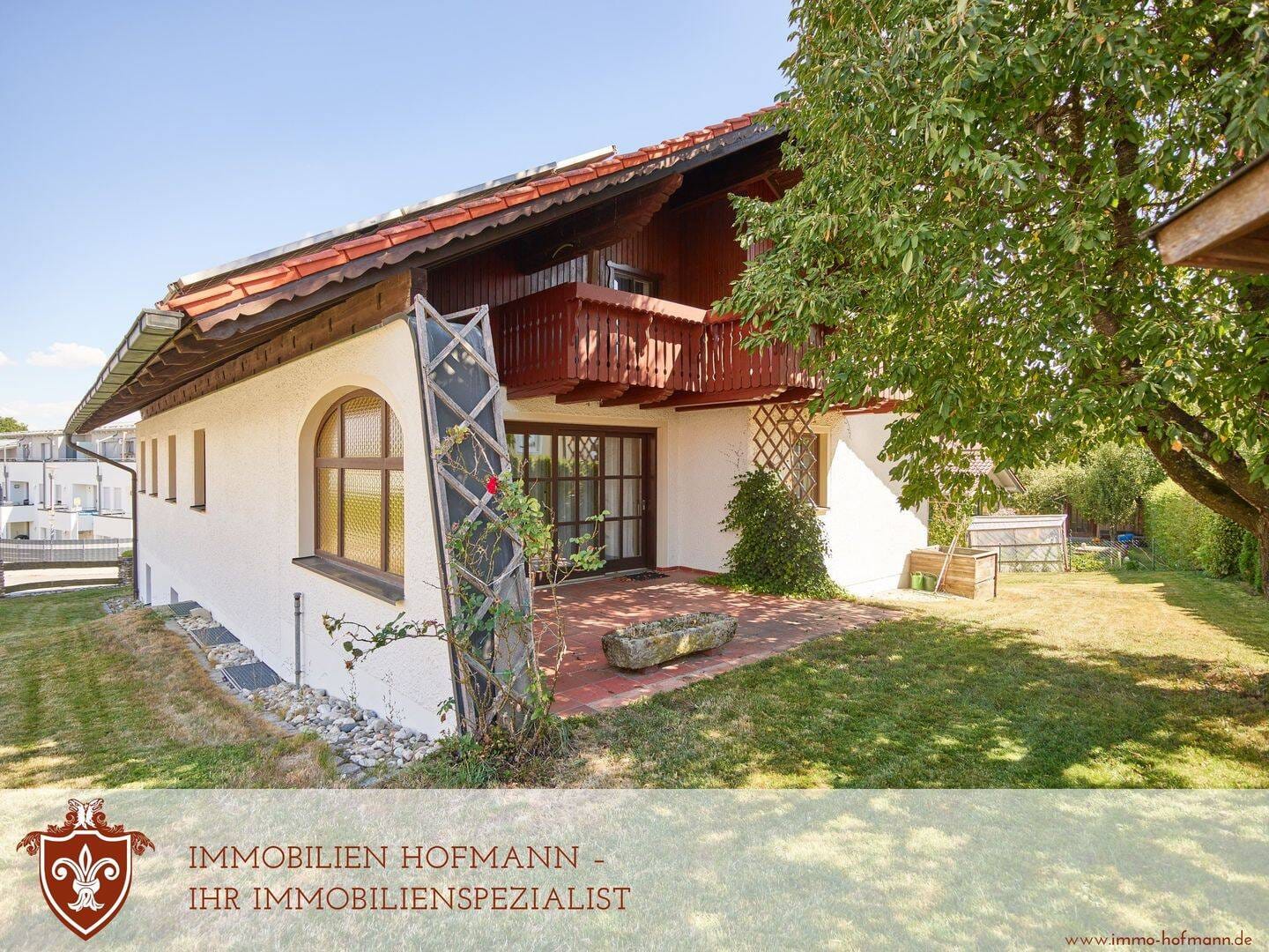 Immobilie in Arnstorf - ++ Direkt einziehen! Großes und helles EFH mit Einliegerwohnung ++ - Bild 2