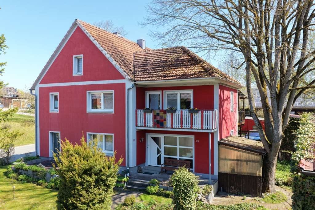 Immobilie in Mistelgau - Großzügiges Anwesen mit Wohnhaus, Scheune und Nebengebäuden – Mistelgau/Ortsteil - Bild 0
