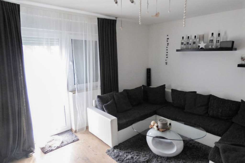 Immobilie in Übach-Palenberg - Ein-/Zweifamilienhaus mit Garten und Garage in Übach-Palenberg - Bild 5
