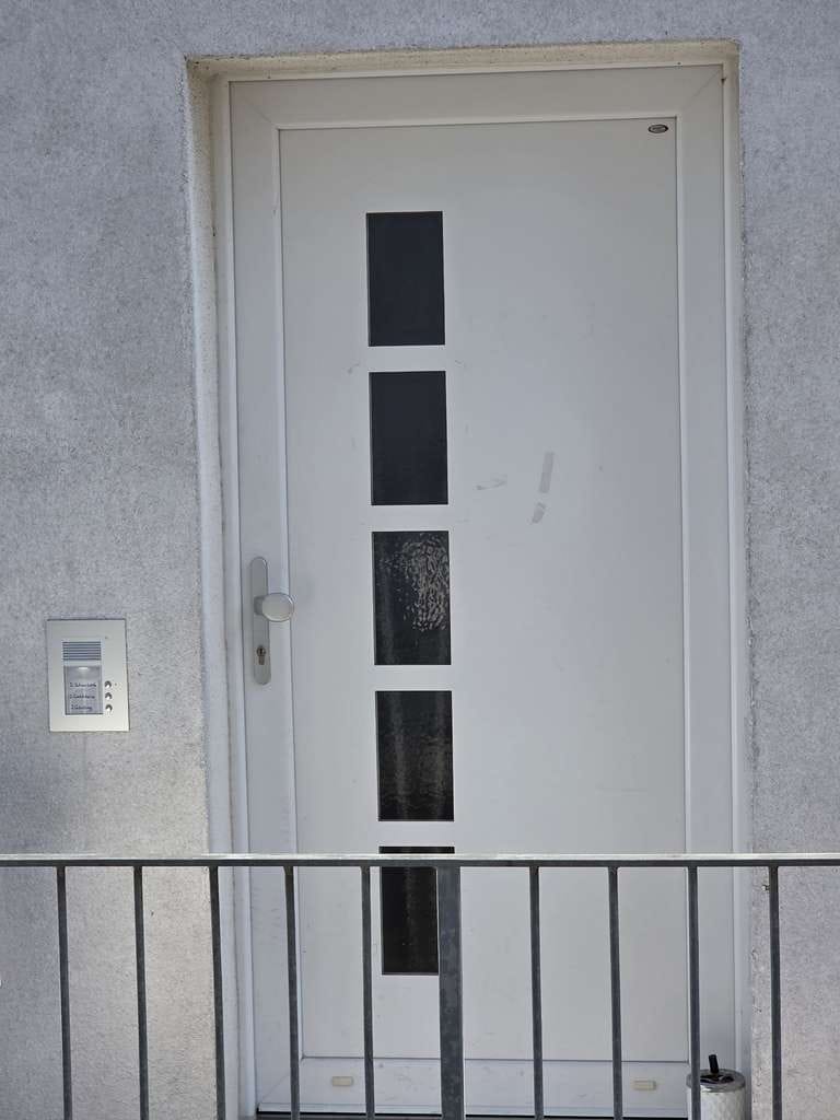 Immobilie in Wasungen - Renditeobjekt !   3 Top-Eigentumswohnungen in Doppelhaushälfte - Bild 2