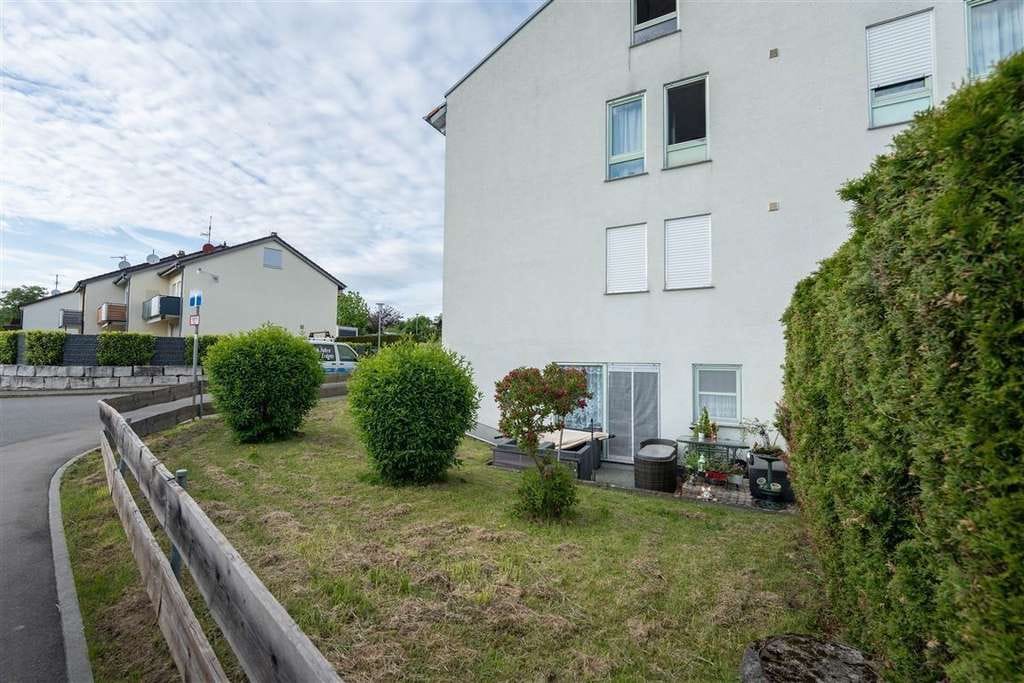 Immobilie in Beuren - Attraktive Erdgeschosswohnung für Eigennutzer und Kapitalanleger - Bild 2